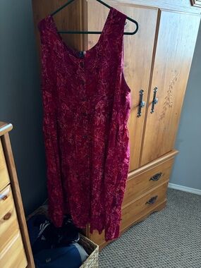 Women's Red Floral Maxi Dress - Sleeveless Button-Front